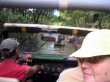 Unterbodenw�sche mit dem Jeep