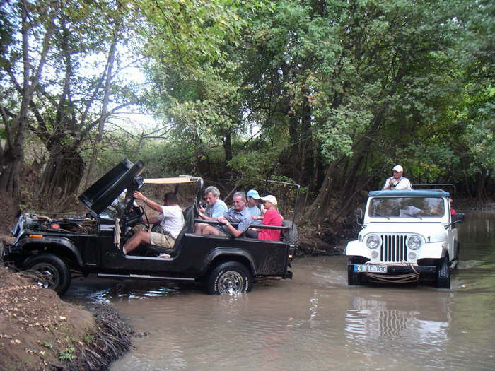 Unterbodenw�sche mit dem Jeep